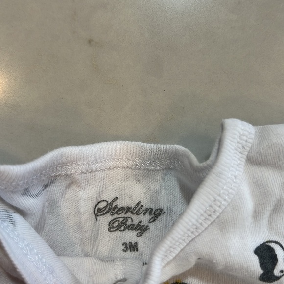 Sterling baby footie, never worn, size 3 months. - Picture 5 of 5